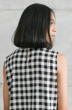 Load image into Gallery viewer, Ryva Linen Dress Black
