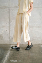 Load image into Gallery viewer, Helga Linen Set
