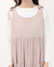 Load image into Gallery viewer, Quinly Crinkle Dress Sand
