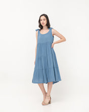 Load image into Gallery viewer, Quinly Crinkle Dress Cerulean

