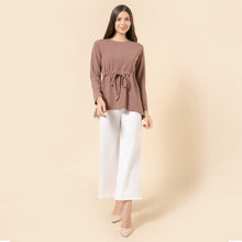 Load image into Gallery viewer, SHEA BROWN
