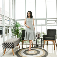 Load image into Gallery viewer, Skylar Cotton Dress Mint Green

