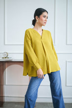 Load image into Gallery viewer, Merta Flowy Blouse
