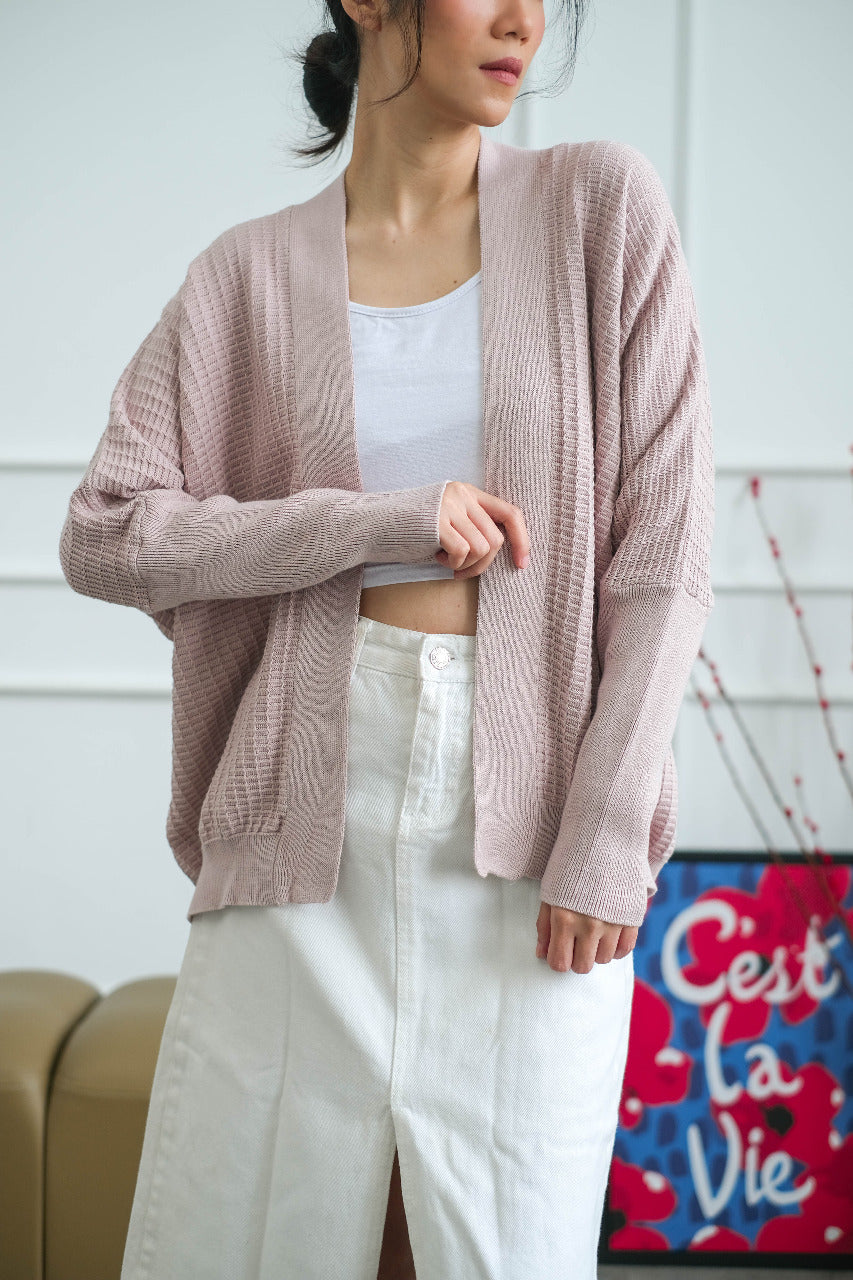 Vevia Knitted Outerwear