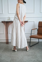 Load image into Gallery viewer, Yuri Linen Set
