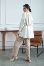 Load image into Gallery viewer, Faira Tweed Linen Blouse
