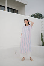 Load image into Gallery viewer, Belicia Dress Pink
